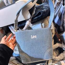 Lee摩登水洗丹宁手提水桶包 小众牛仔腋下包通勤百搭单肩托特女包