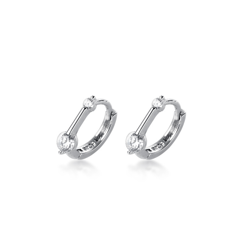 Eloch s925 plata simple delicado micro-elegante damas pendientes de diamante coreano pequeño perno de orejas G4936