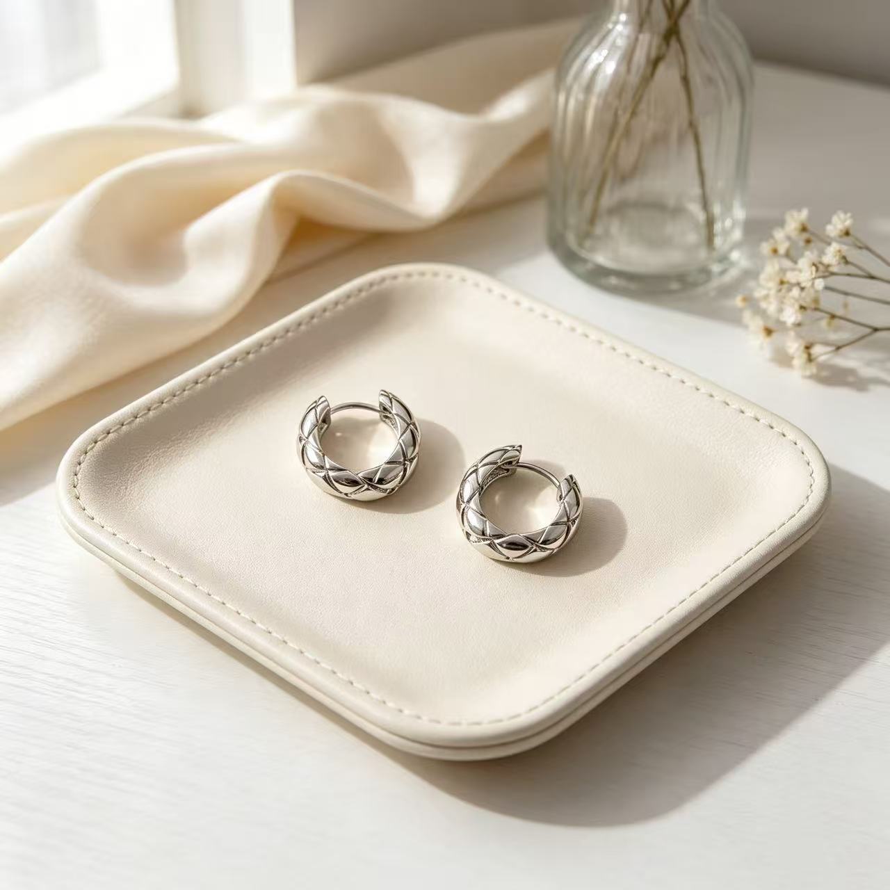 S925 Sterling Silver Diamond Pattern Earrings Women