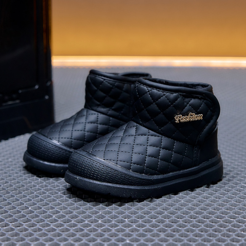 Botas de nieve para niños y niñas botas de algodón impermeables 2026 invierno nuevo terciero calentamiento suave antideslizante zapatos para niños