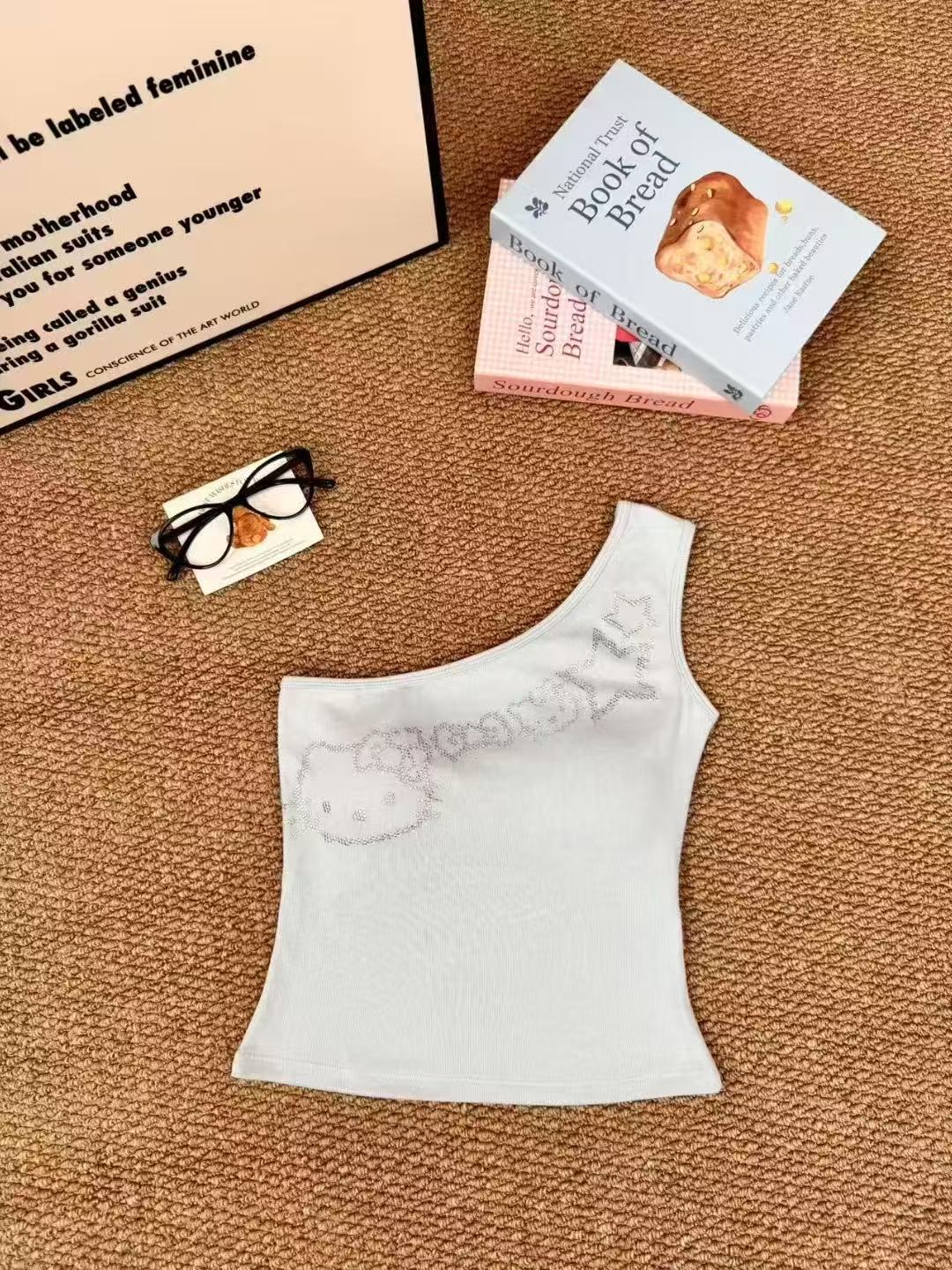 하얀색