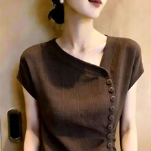 不规则斜襟纽扣针织小衫 单侧收腰褶皱包肩短袖气质女士百搭上衣
