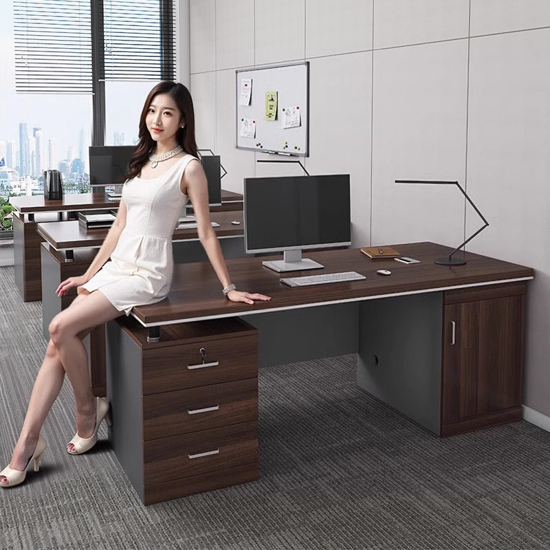 Mesas y sillas de oficina Combinación de escritorio de jefe Escritorio de computadora de escritorio Hogar simple moderno Escritorio de personal de oficina Escritorio de personal