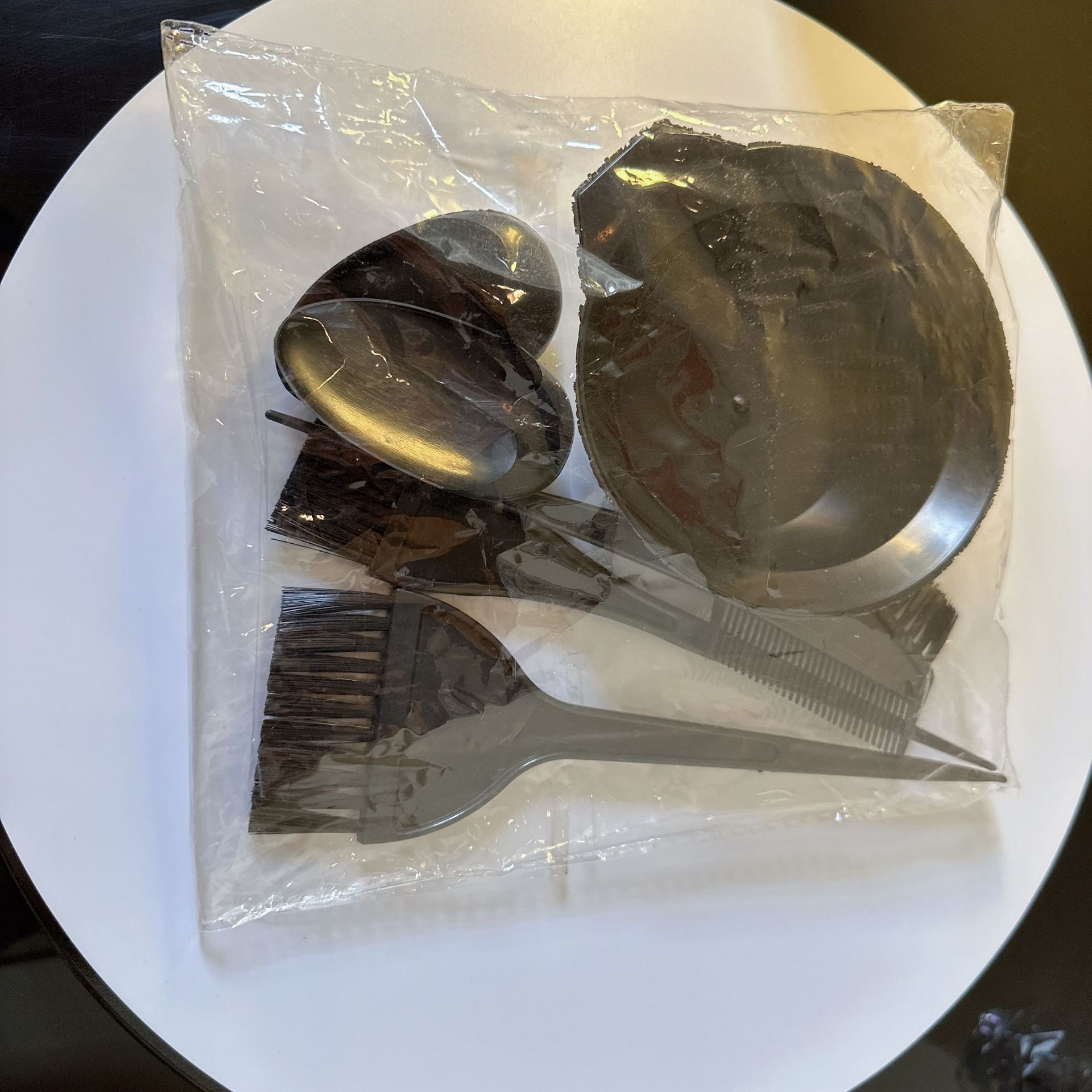 Herramientas de teñido de cabello set de cuatro piezas set de cabello casero cuenco de teñido de cabello combinación de peinado transfronterizo