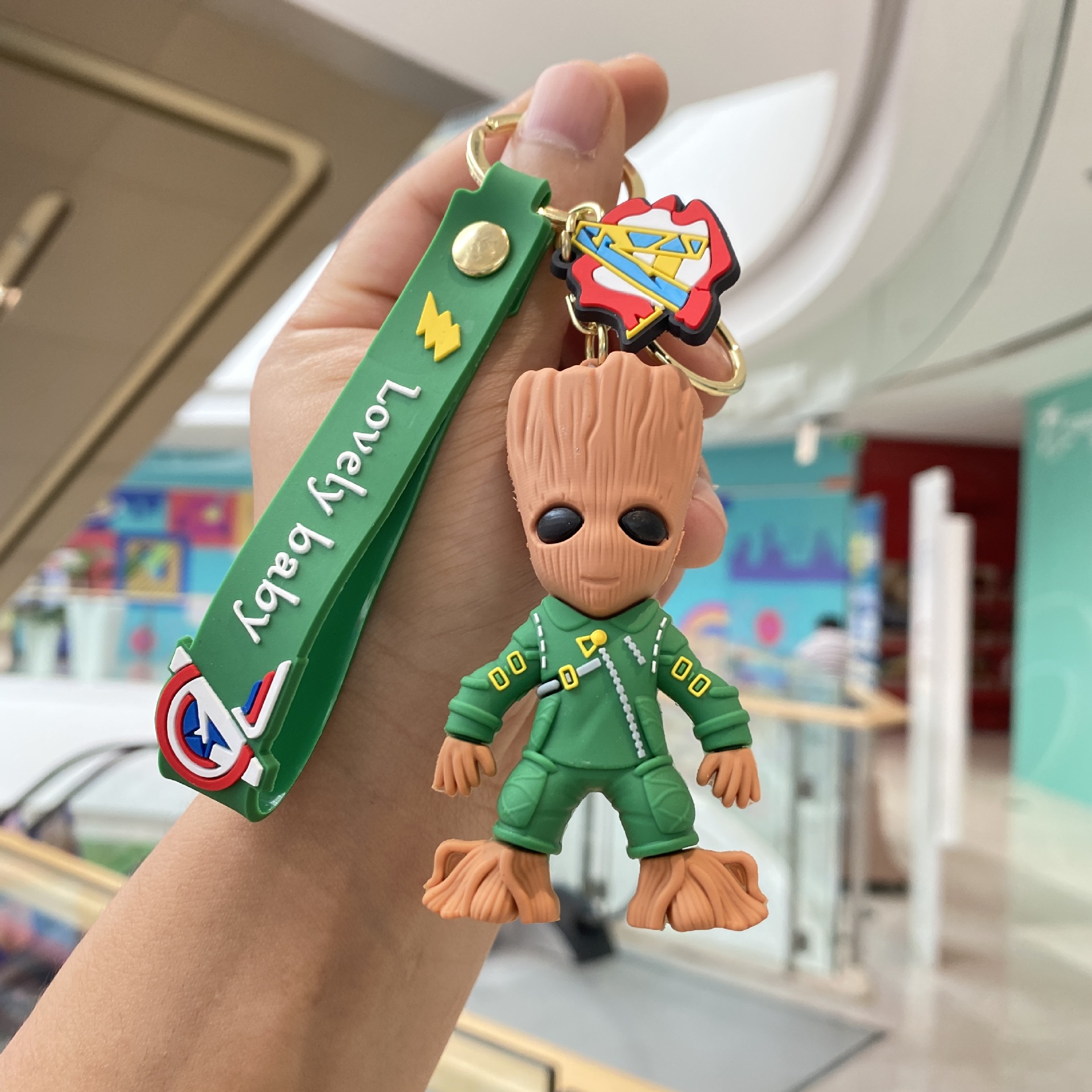 Galaxy Guard gruta pequeño árbol hombre llavero coche anime colgante mochila adornos muñeca máquina llavero