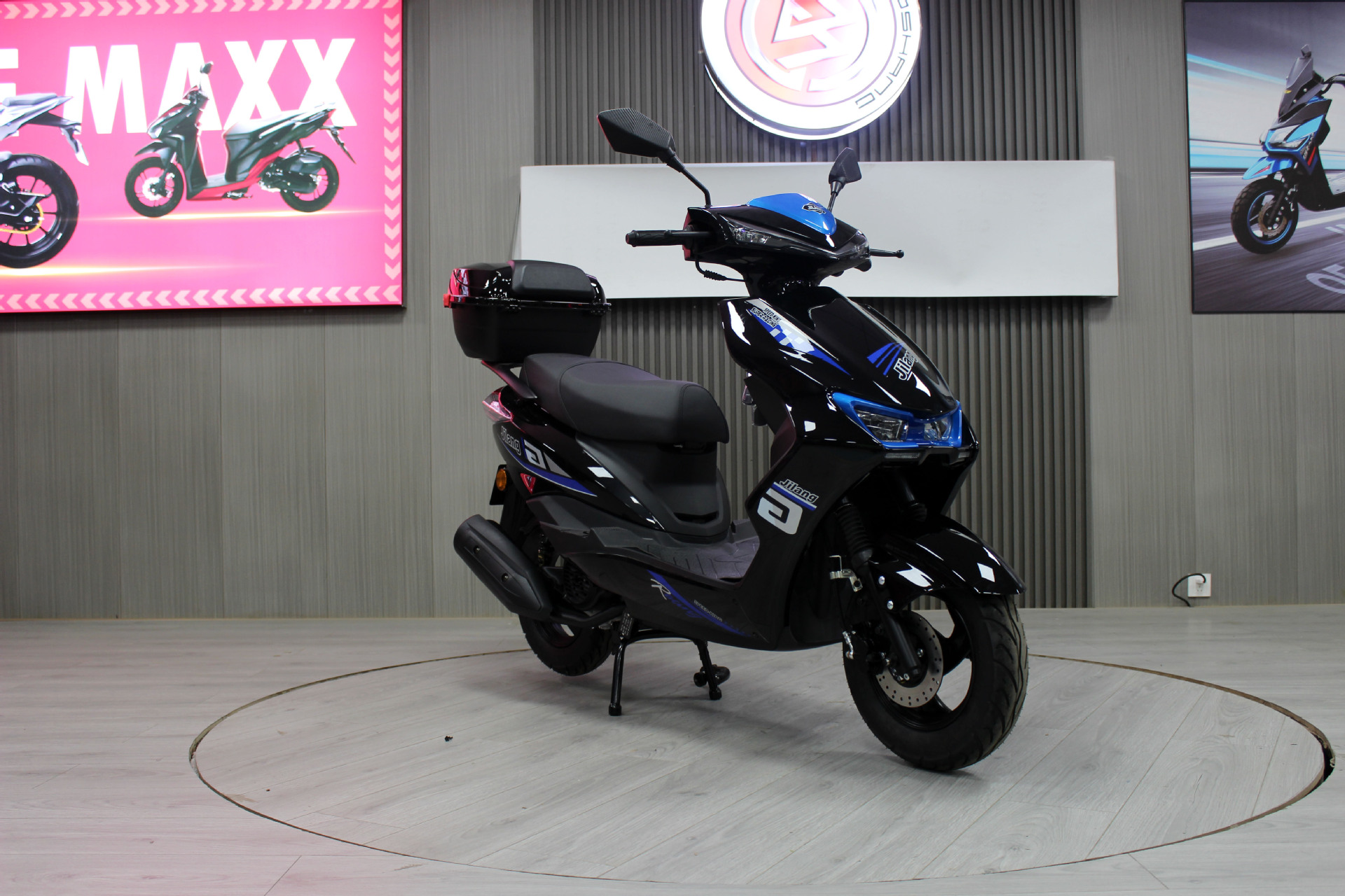 Oil-Saving Scooter Transportation Two-Wheeled Motorcycle Overhaul 49/150Cc