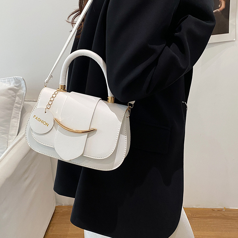 Damenhandtasche Sommer 2025, neues Modell, einfarbig, trendige Tasche mit Smiley-Gesicht, vielseitig, schlicht und elegant, einzeln erhältlich_voghion.com