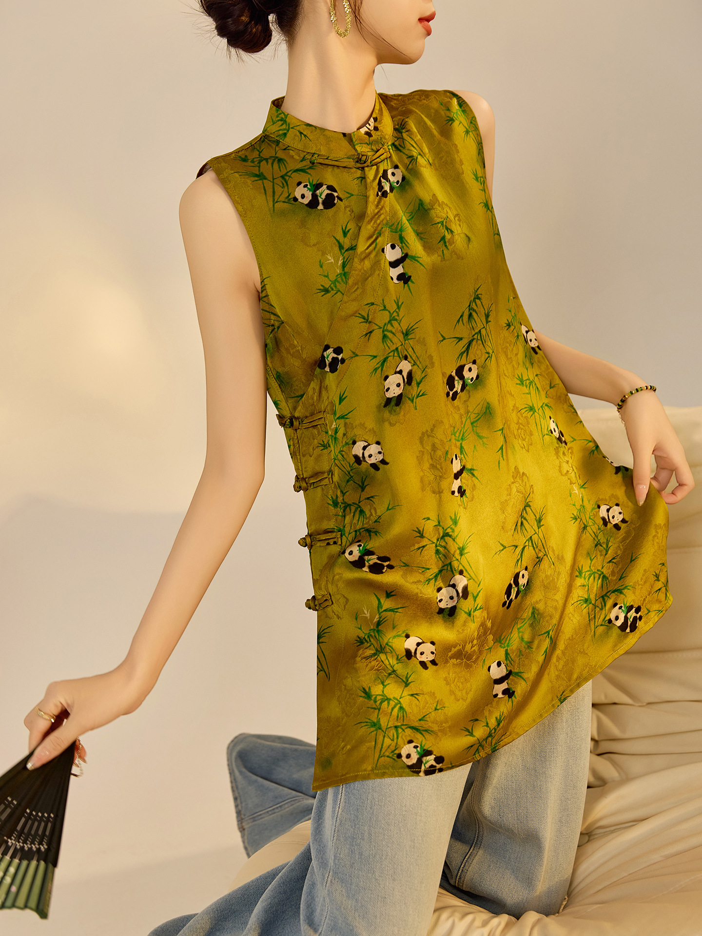Áo vest cổ tre họa tiết gấu trúc phong cách Trung Hoa mới dành cho nữ — Màu vàng