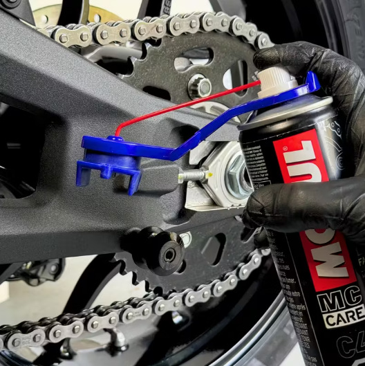 Motorcycle and Bicycle Chain Cleaning and Maintenance Tools, Anti-Splash Chain Oil Applicator, Motorcycle Accessories
