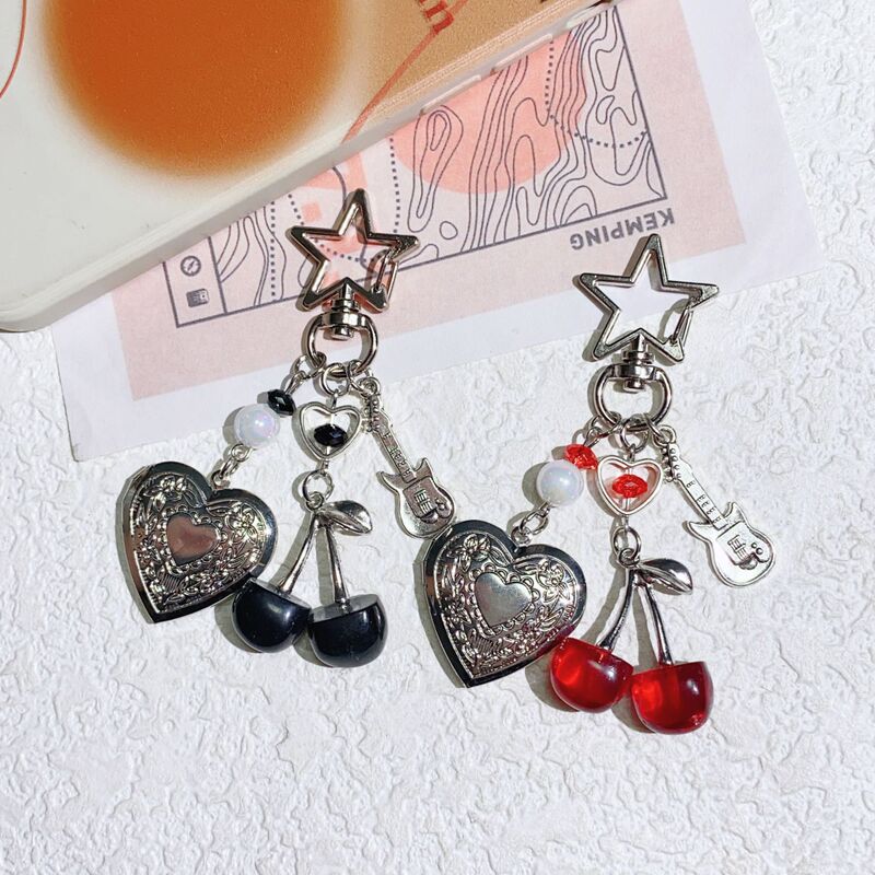 Gothic Alloy Heart-Shaped Photo Frame Can Hold Photos, Resin Cherry Keychain, Bag Backpack Pendant Wholesale