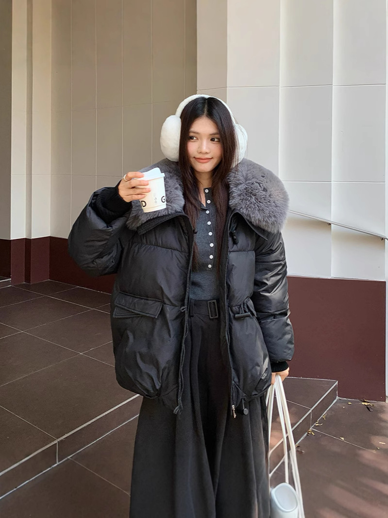 Comercio exterior corto de algodón mujer invierno pequeño 2025 nuevo estilo coreano suelto chaqueta de pan de mujer