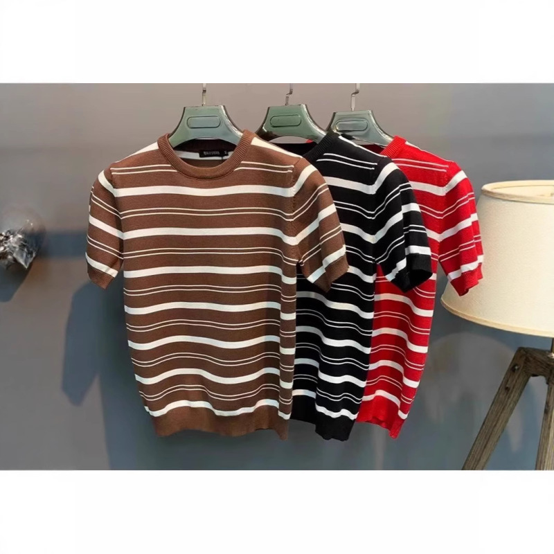 High-End Striped Short-Sleeved Men's Round Neck Casual Korean Style Slim Trendy Breathable Ice Silk Summer Knitted Short Shirt High-End Striped Short-Sleeved Men's Round Neck Casual Korean Style Slim Trendy Breathable Ice Silk Summer Knitted Short Shirt
