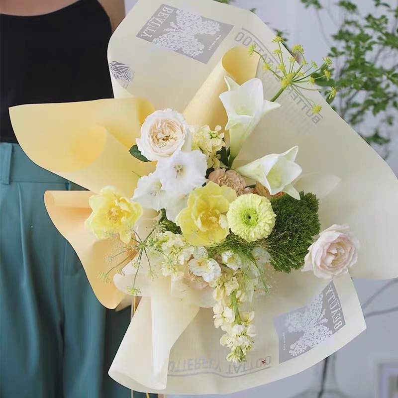 520 Día de San Valentín serie de mariposas de danza de mariposas película de gelatina impermeable colorida de papel floral material de embalaje de ramo de flores