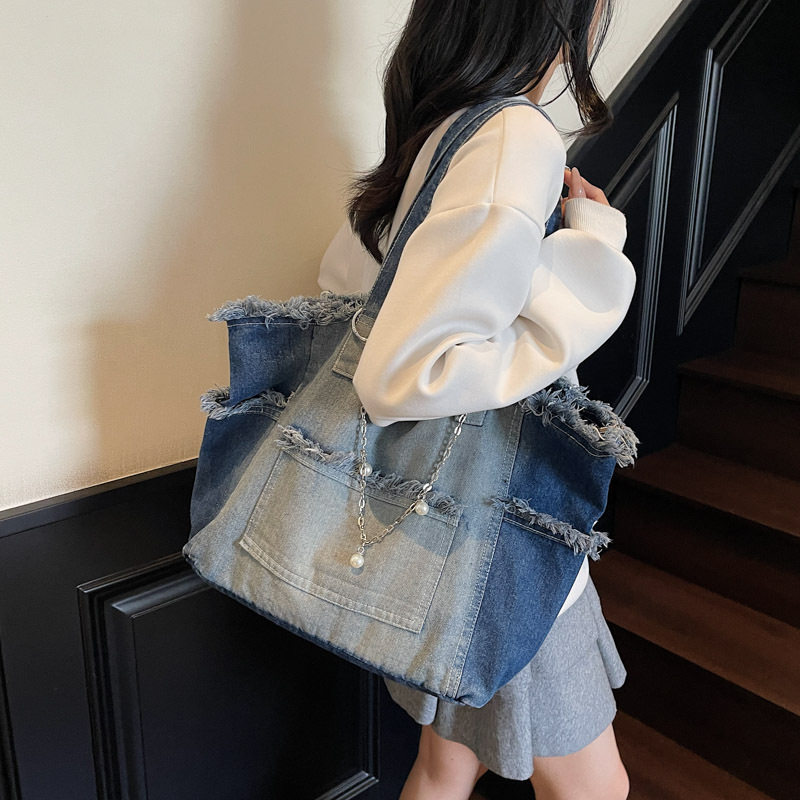 Women's Contrast Color Washed Denim Tote Bag High-End Niche Tassel Shoulder Bag Large Capacity Commuting Tote Bag