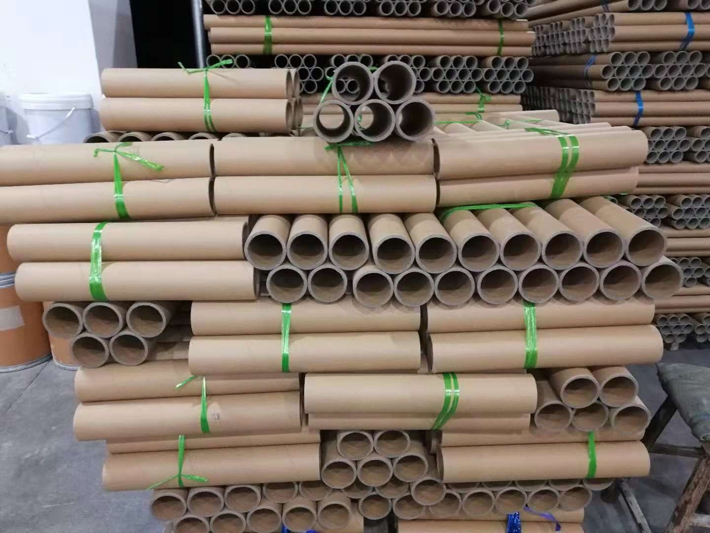 牛皮纸纸筒带盖海报筒字画书画圆形纸管快递抗压硬纸筒 纸管芯