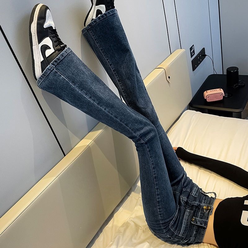Women's flared jeans, new autumn styles, designed for petite figures, slimming effect, high-waisted, elastic, and with a flared leg