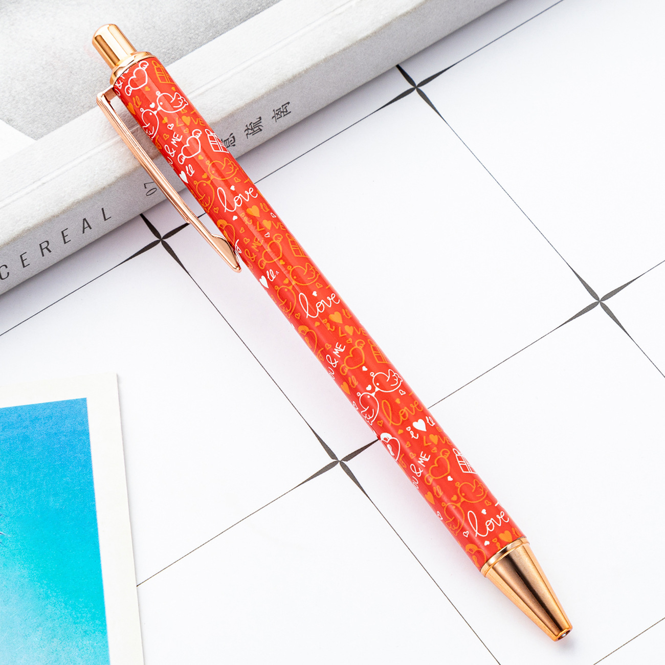 Nuevo Día de San Valentín empuje pluma linda chica corazón estudiante de Metal bolígrafo amor multi-color de transferencia de calor pintura película pluma