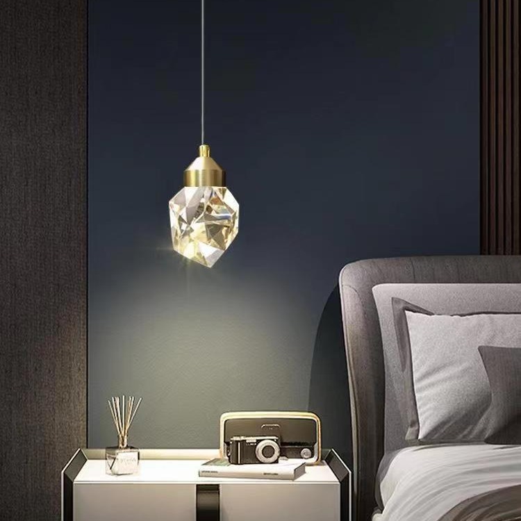 Una sola cabeza simple lámpara de cristal luminosa pasillo cama pequeña personalidad lujosa lámpara de cristal simple dormitorio