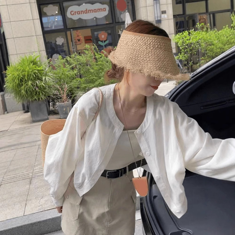 White Cotton and Linen Sun-Protective Shirt for Women, Spring/Summer 2026 New Japanese Fashion Style, Elegant Short Cardigan Top, Thin Jacket