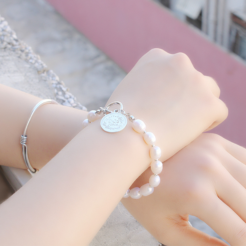 跨境小众时尚复古高级感简约珍珠手链网红直播手饰淡水珍珠手链