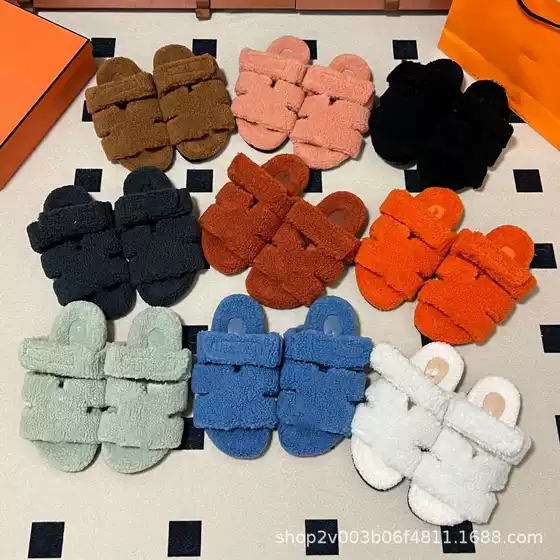 H Furry Slippers for Women Outdoor 2023 Winter New Velcro Thick Sole Slide Sandals Export Large Size