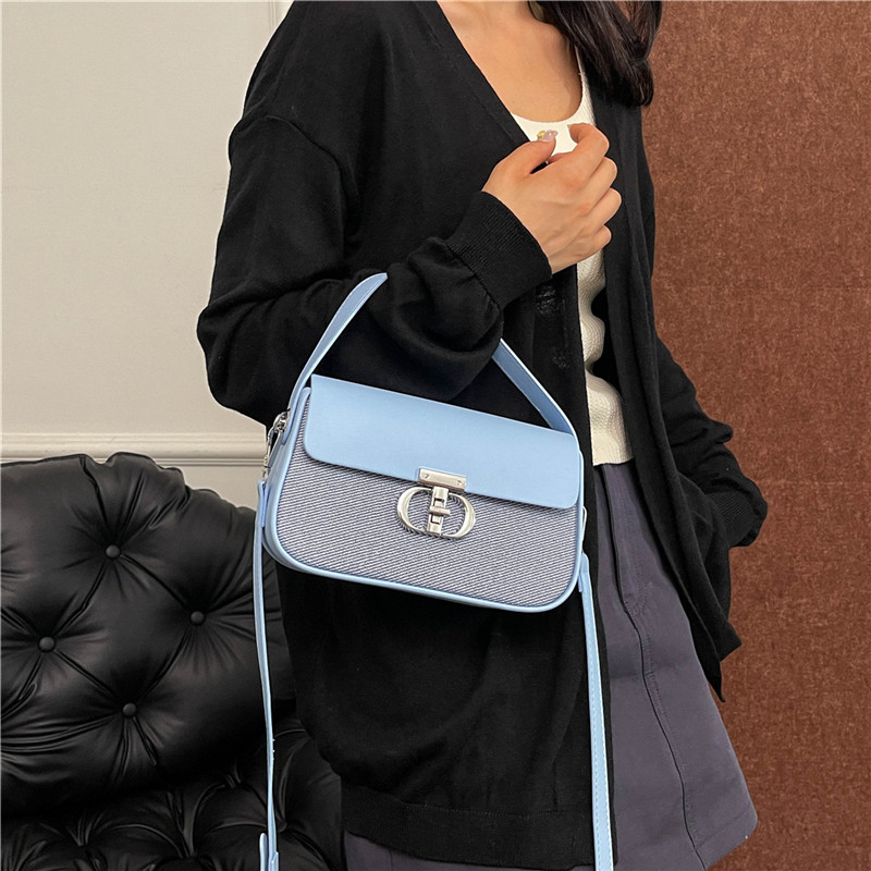 Bolsos de mano de alta sensación de estilo extranjero para mujeres 2024 nueva moda de color de contraste universal bolso de hombro pequeño