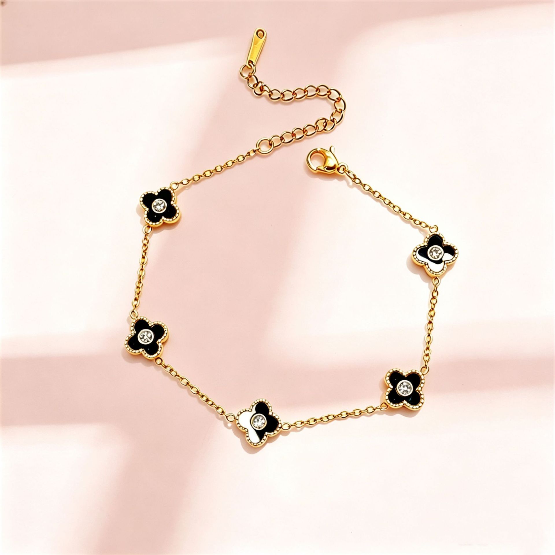 Fuente transfronteriza Xinxun grasa de titanio pulsera de acero versátil temperamento alto sentido nicho lujo ligero no desvanecer joyas de mano