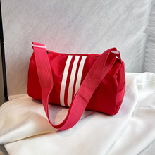 �¿�����ײɫб������e�|�д��������^�����н���μ��ͨ�ڲ���