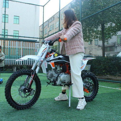 Motosikletlər Off-Road Vehicle Two-Wheeled Motorcycle