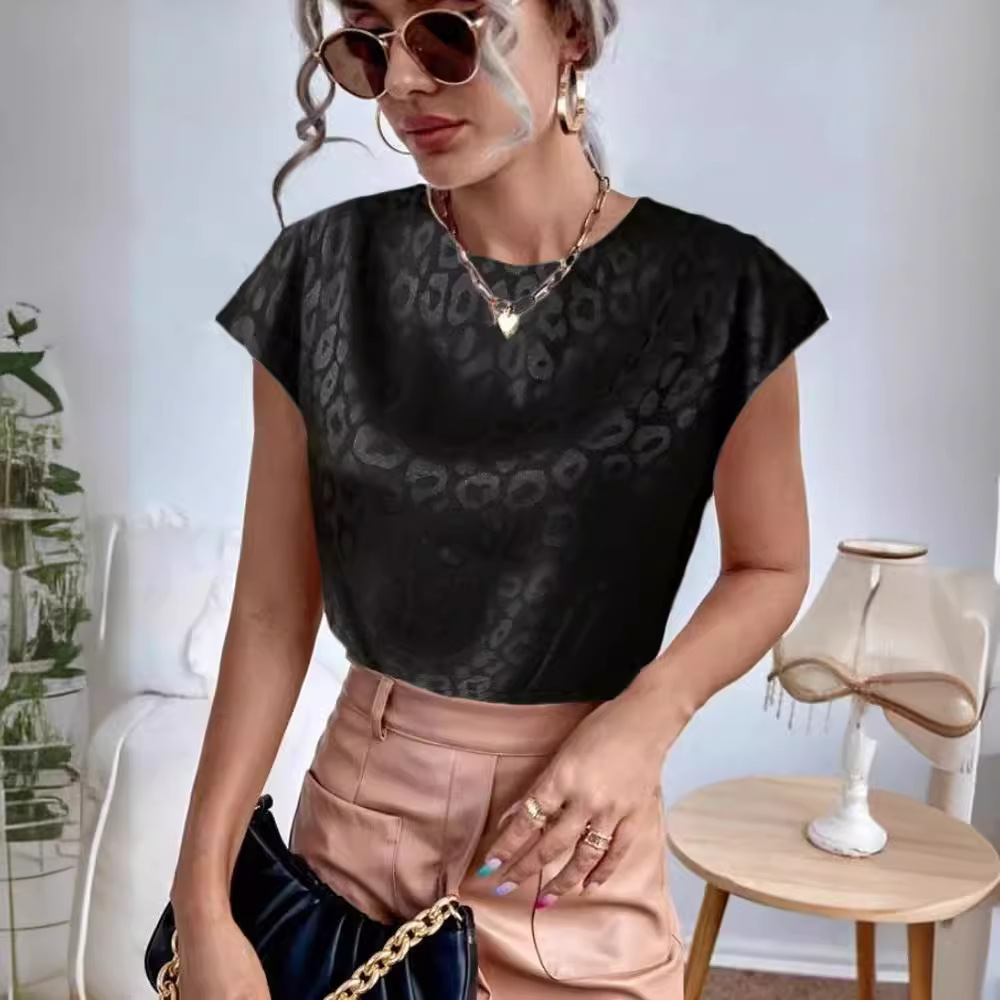 Camiseta de mujer jacquard con estampado de leopardo de cuello redondo, color casual suelto, manga corta, ropa de mujer transfronteriza europea y americana, estilo caliente de Amazon