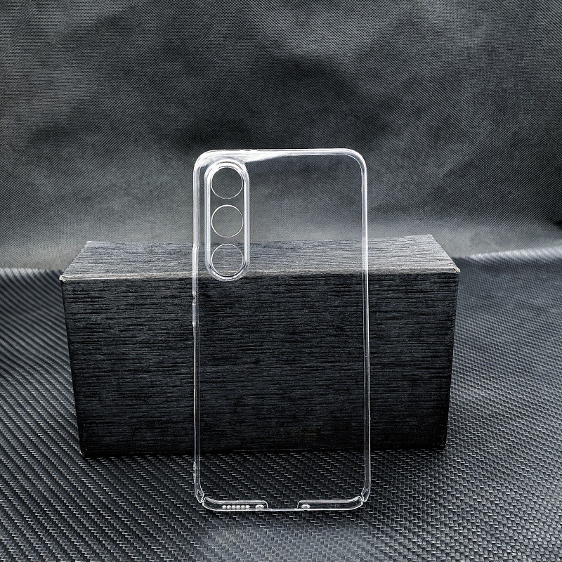 Transparent all-inclusive hard shell