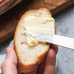 伊.利動物黃油粒8粒裝雪花酥餅乾烘焙家用小包裝淡味黃油可煎牛排