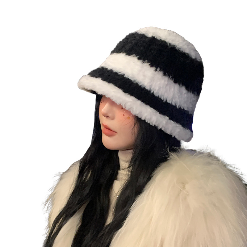 Nuovo cappello da pescatore caldo peluche autunno e inverno per cappello da pescatore di nicchia alla moda con strisce coreane da donna_voghion.com