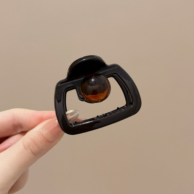 27#Pinza cuadrada de cuentas gris transparente