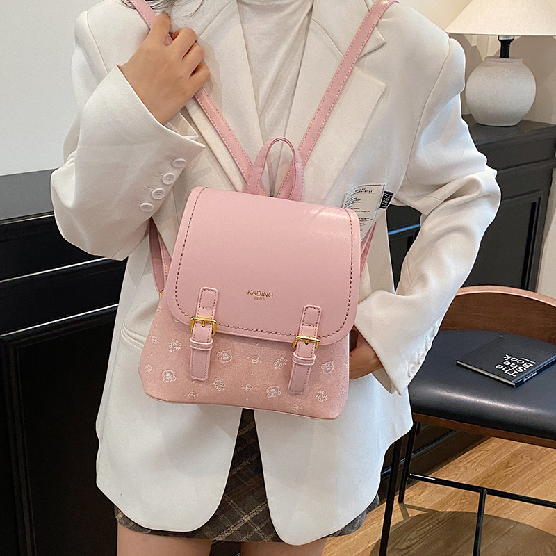 Bonita impresión de oso mochila de estudiantes universitarios, mochila de viaje de moda 2026 nueva bolsa de mujer de comercio exterior transfronterizo