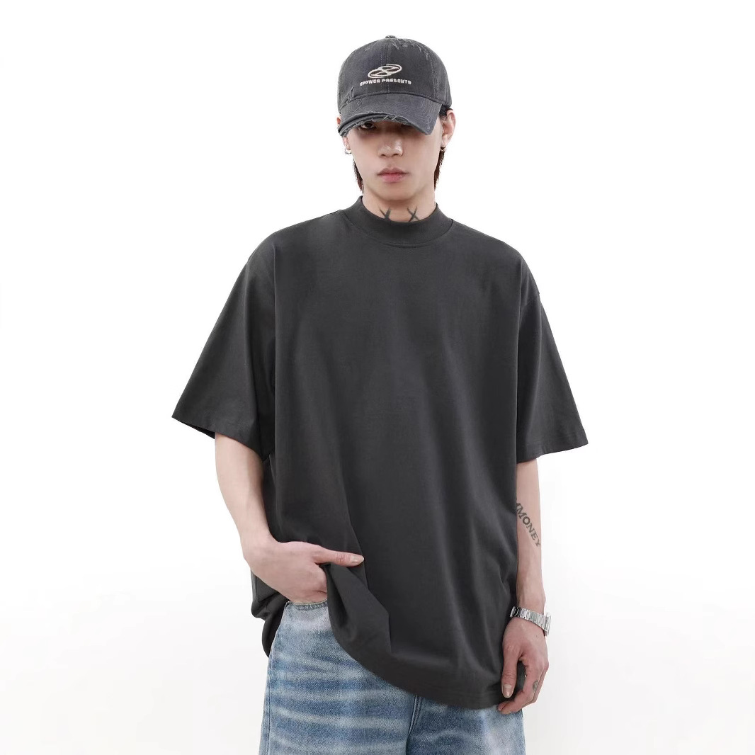 320Gba estilo de casa pequeño cuello de cuello alto mangas cortas camiseta de hombre hombro caído casual pareja casual en la parte superior versátil