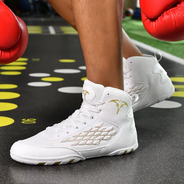 Professional Boxing Shoes, Sanda Fighting Shoes, Non-Slip and Wear-Resistant Martial Arts Training Boxing Shoes, Taekwondo Muay Thai Men's Fighting Shoes
