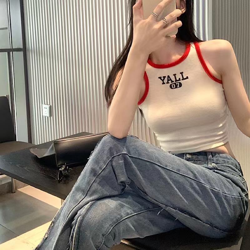 Retro top with cups