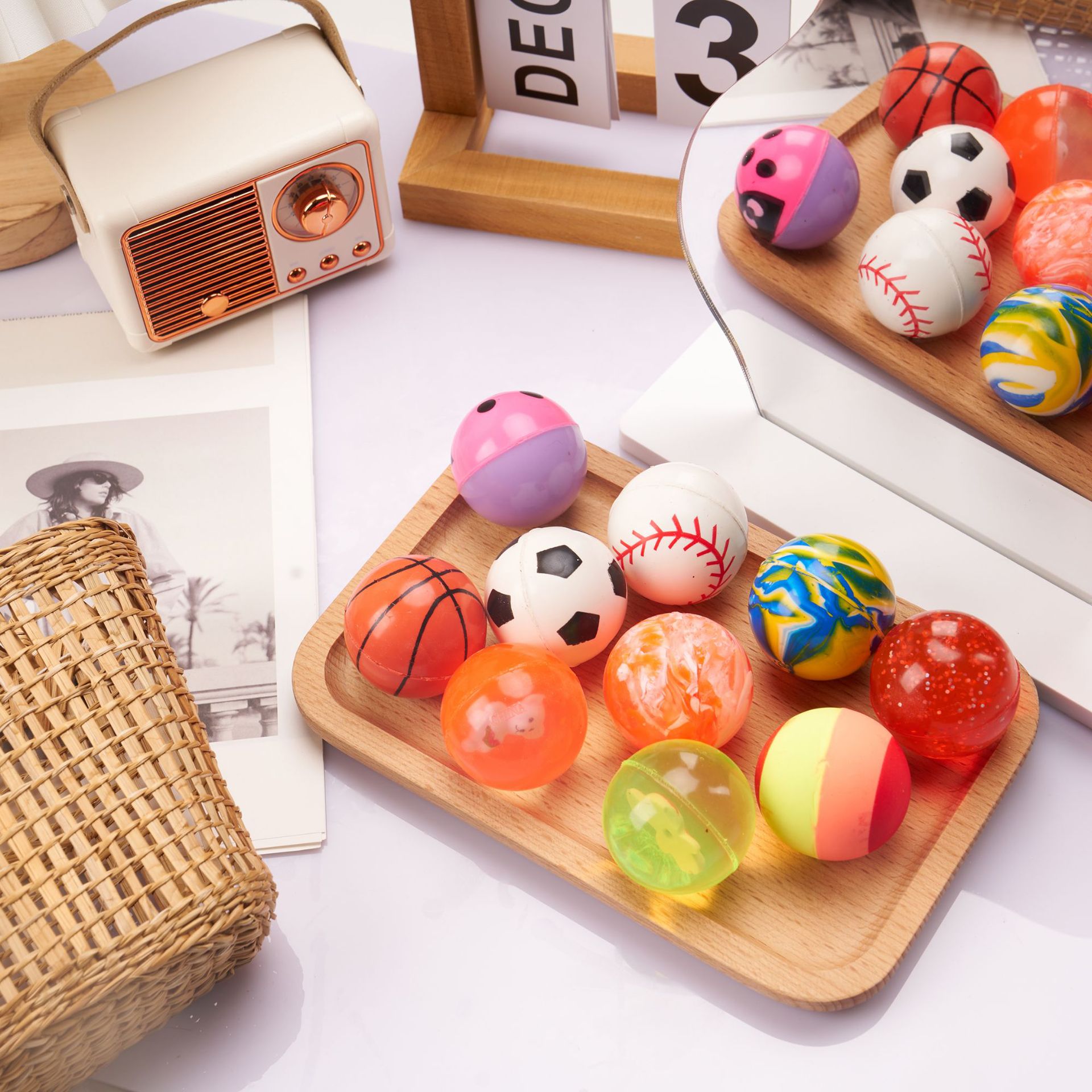 亚星混装32号弹力球批发一元扭蛋机弹弹球儿童玩具地摊实心橡胶跳