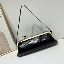 新款小众jacquemus长条法棍包高级感金口夹子包手拿单肩腋下包女