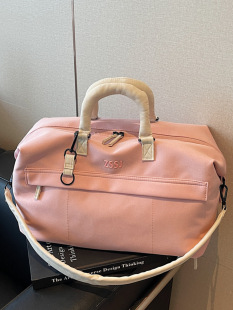 Capacious travel bag, shoulder bag, organizer bag, high-end