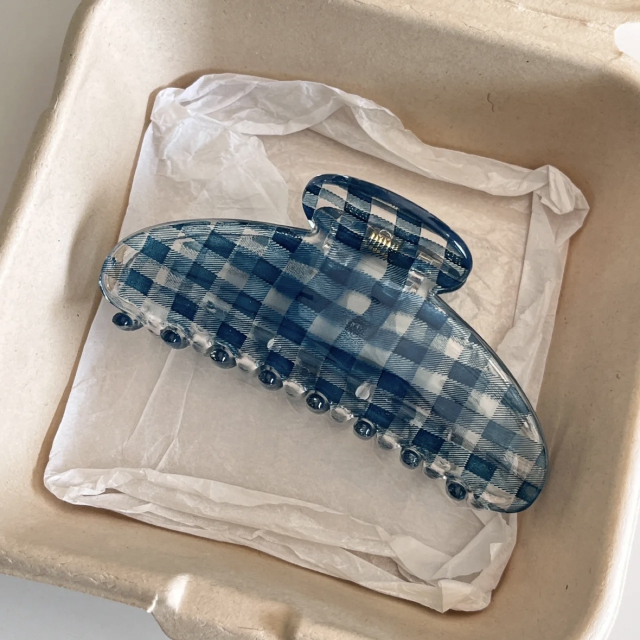 Blue plaid semicircle