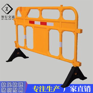 Plastic Guardrail Water Horse Fence Manufacturer Blow Molding Rotational Molding Water-Filled Anti-Collision Barrel Road Construction Municipal Engineering Anti-Collision Barrel