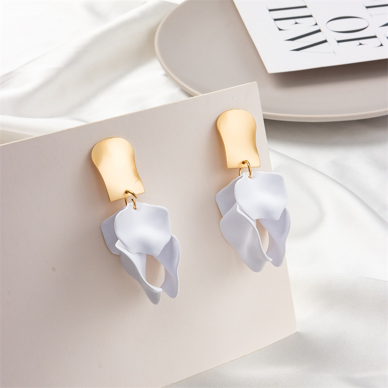 25g Weight Earrings, Ear Studs Classification Wedding, Travel Occasion Alloy Material Rose, Petal Pattern Women'S Gender Plating Design Fashion Style Fashion Rose Petal Alloy Women'S Earrings Ear Studs 12