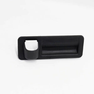 81260F2010 is suitable for the exterior trunk lid release handle of the 2017-2018 Hyundai Elantra sedan