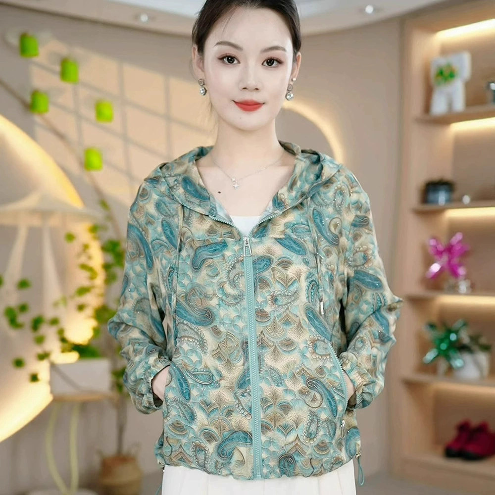 Летняя стильная свободная тонкая солнцезащитная куртка с принтом G, женский дышащий повседневный топ с капюшоном большого размера среднего возраста