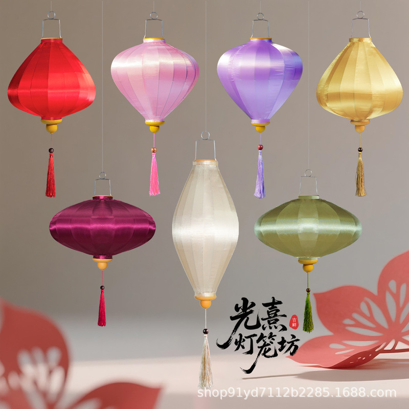 Satin Lantern Diamond Olive New Chinoiserie Engagement Hotel Layout Outdoor Wedding Wedding Decoration Handmade Festive Satin Lantern Diamond Olive New Chinoiserie Engagement Hotel Layout Outdoor Wedding Wedding Decoration Handmade Festive