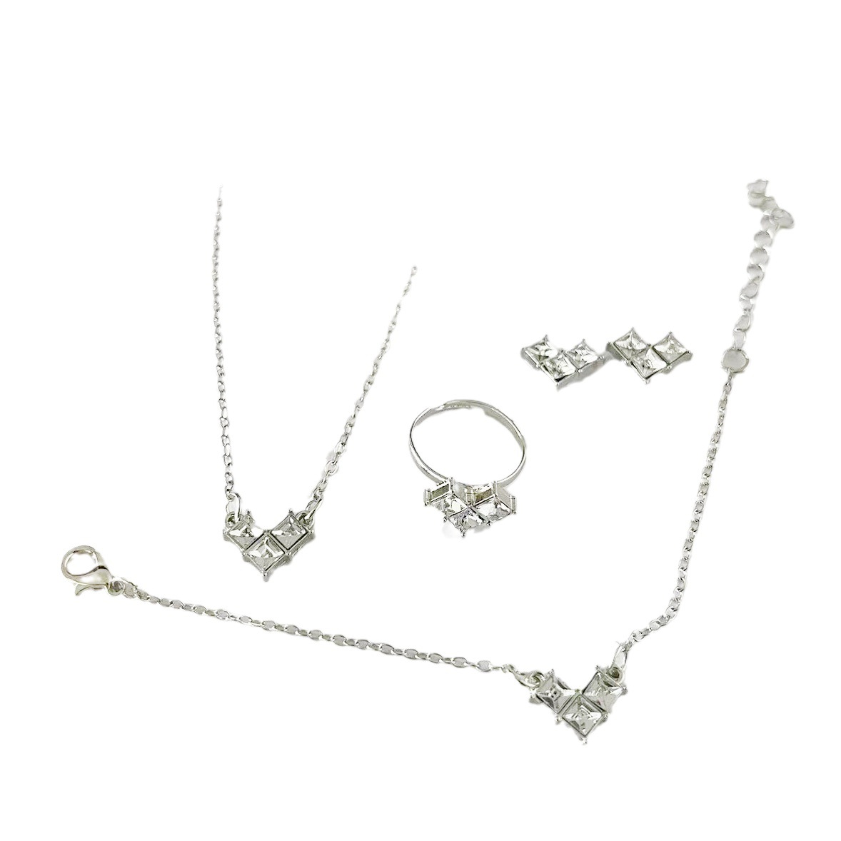 Europea y americana transfronteriza nuevo collar traje de moda exquisita aleación incrustaciones accesorios amor collar pendientes conjunto de cuatro piezas al por mayor