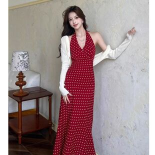 ��ʽ�͹�����V�I�tɫ���c�첱�B��ȹŮ�ļ�¶�������o�䱳���Lȹ