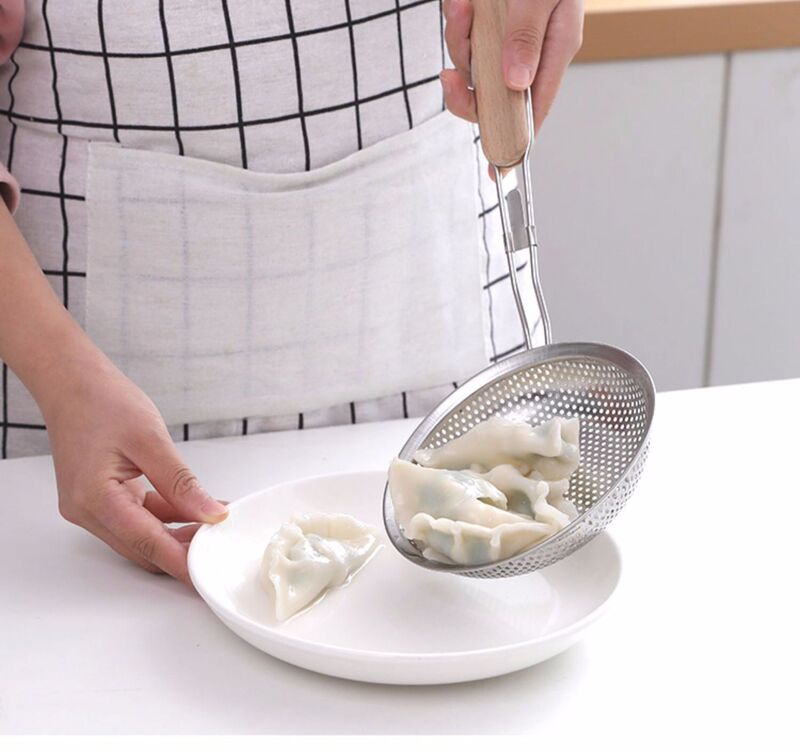 304ステンレスのスプーンの濾過網の家庭用の顔をすくいます餃子の網ふるいの小さい台所の揚げ物の大きいサイズの鍋のザル|undefined